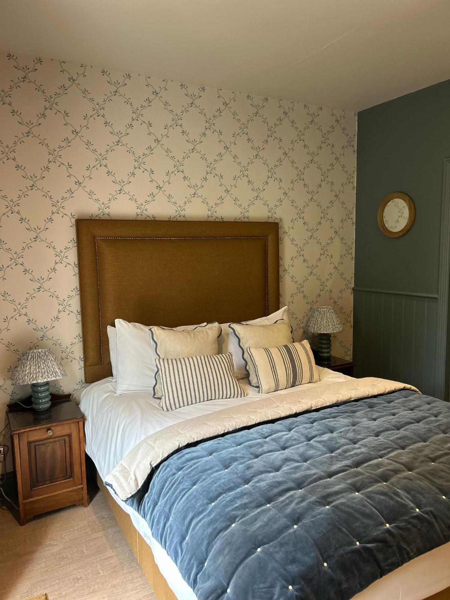 Ravenwood Hall Hotel Bury St. Edmunds Bagian luar foto