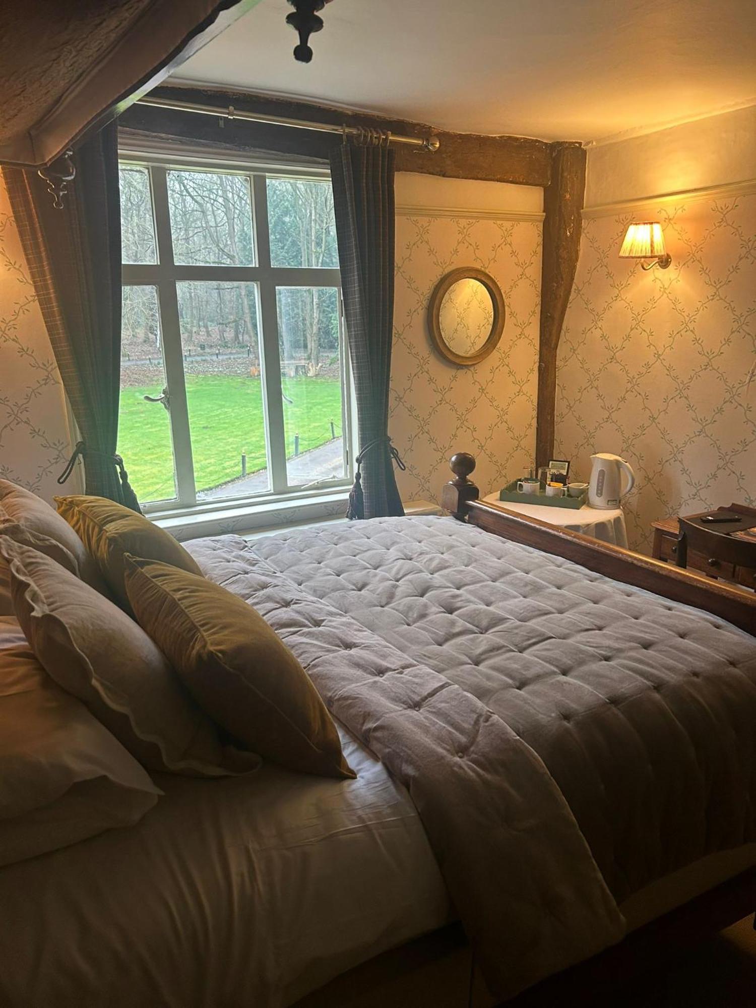 Ravenwood Hall Hotel Bury St. Edmunds Bagian luar foto